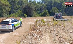 Trafik uygulamasını görünce motosikletini ormanlık alana bırakıp kaçtı, cezadan kaçamadı