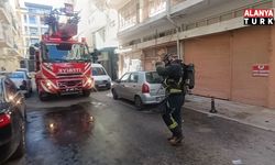 Arazözler park eden araçlar yüzünden yanan binaya ulaşamadı