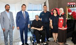 Kaymakam Öztürk’ten gazi Murat Caner’e anlamlı ziyaret