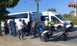Manavgat'ta zincirleme kaza: Motosiklet sürücüleri yaralandı