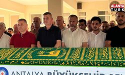 Hasan Cantürk’ün acı günü: Mahmut Cantürk dualarla son yolculuğuna uğurlandı