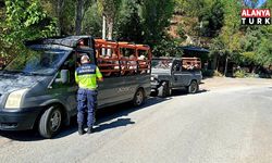 Alanya'da safari araçlarına yönelik denetimlerde 3 araca 32 bin TL ceza