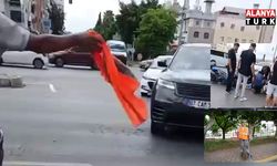 Süpürgeyi bıraktı, üzerinden çıkardığı yeleğini can kurtarmak için salladı