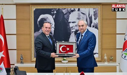 KKTC Başbakan Yardımcısı Ataoğlu, Kepez Belediyesi'nde