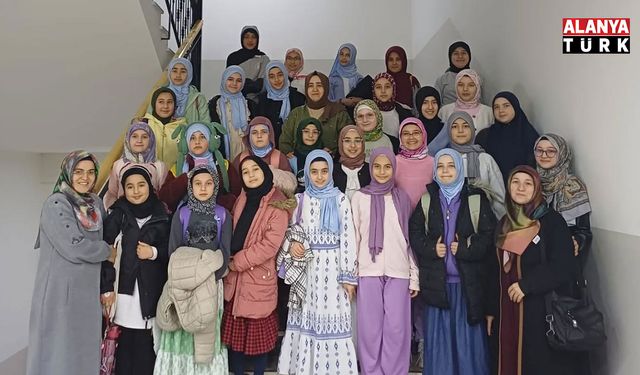 Hafız adayı öğrencilerle manevi buluşma