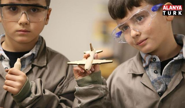 Sömestr tatilinde bilim kampları yapıldı