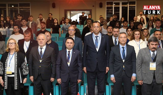 BİLİM DÜNYASI SAĞLIK, SPOR, ENERJİ VE ÇEVRESEL SÜRDÜRÜLEBİLİRLİK İÇİN ALKÜ’DE BULUŞTU
