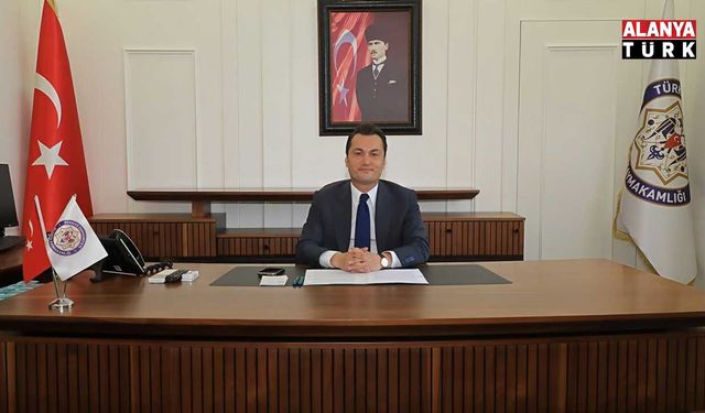 Kaymakam Şakir Öner Öztürk'ten 23 Nisan mesajı