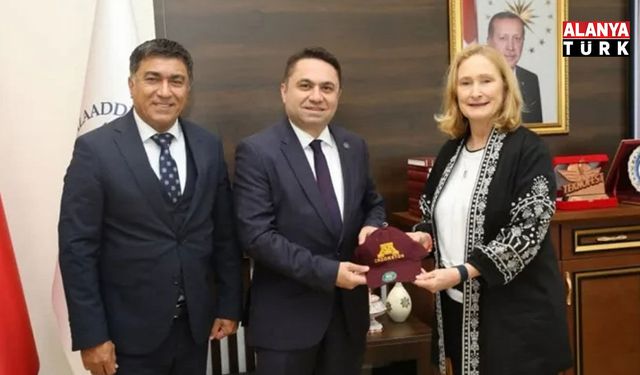 Alanya’da Uluslararası İş Birliği Hamlesi: ABD’li Rektör’den Ziyaret