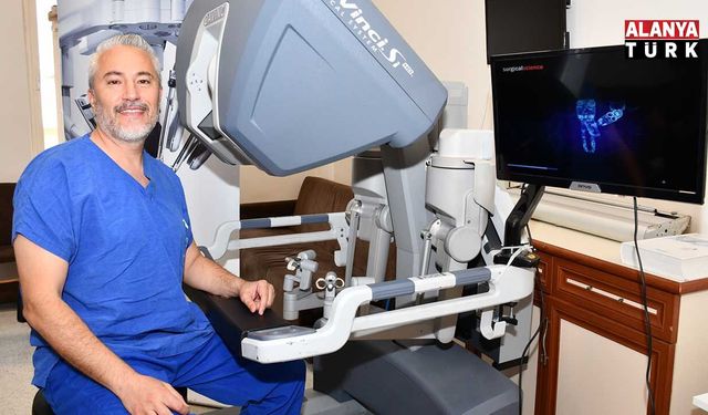 Alanya EAH’ta robotik cerrahi alanında simülasyon eğitimi verildi