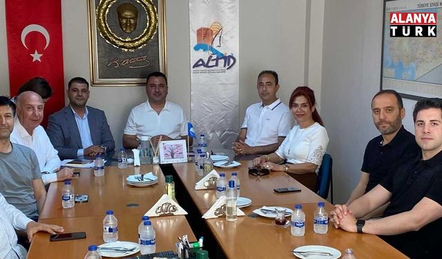 Kleopatra otelcilerinden ALTİD’e ziyaret