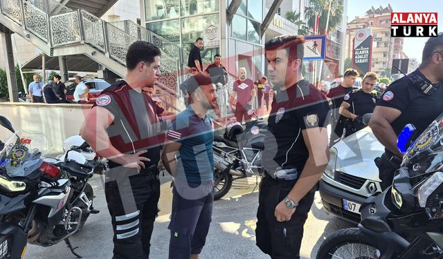 Alanya'da polisin 'dur' ihtarına uymayan sürücüye 500 bin lira ceza uygulandı