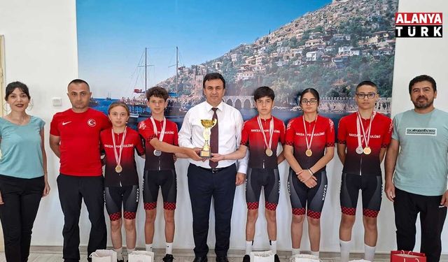 Türkiye ikincisi takımdan Yılmaz’a ziyaret