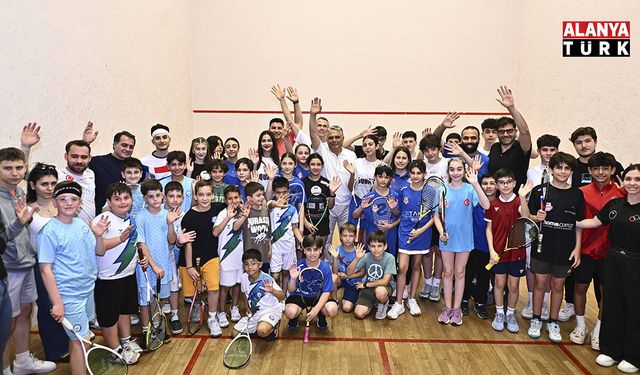 Ümit Uysal: "35 branşta, yılda 20 bin kişiye spor yaptırıyoruz"