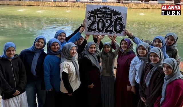 Alanya’da yıl sonu etkinliğinde bir araya geldiler
