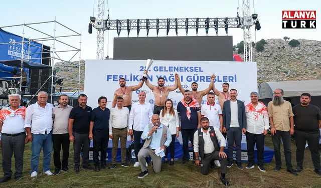 Feslikan Yağlı Pehlivan Güreşleri'ni Başpehlivan Erkan Taş kazandı