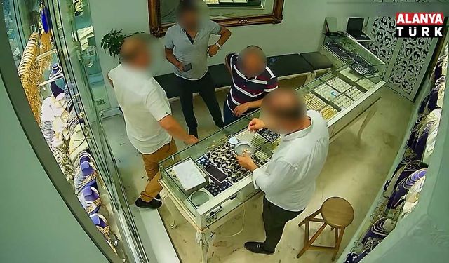 Kuyumculara sahte altın diş satarak dolandıran 4 şüpheli tutuklandı
