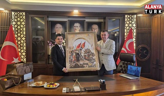 Alanya Ülkü Ocakları'ndan Türkdoğan'a hayırlı olsun ziyareti