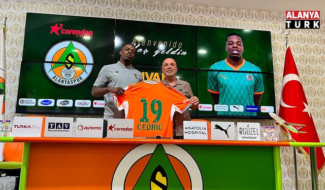 Corendon Alanyaspor, Ivan Cedric’i kadrosuna kattı