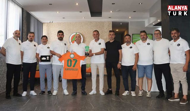 Alanyasporlular Derneği’nden Alanyaspor’a ziyaret
