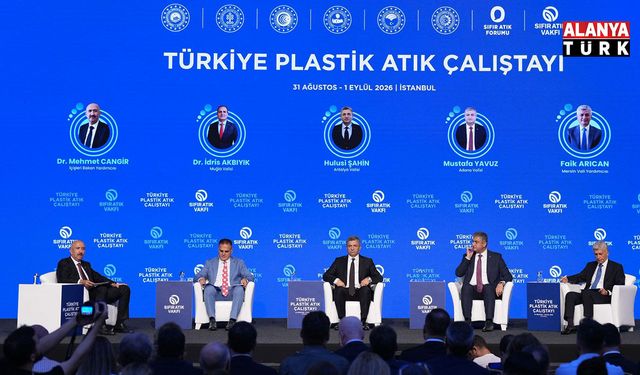 VALİ HULUSİ ŞAHİN VE EBRU ŞAHİN, TÜRKİYE PLASTİK ATIK ÇALIŞTAYINA KATILDI