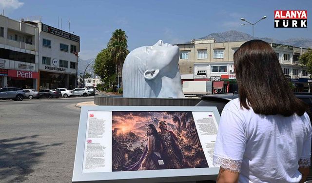 Kemer’in yeni simgesi: Henna Heykeli