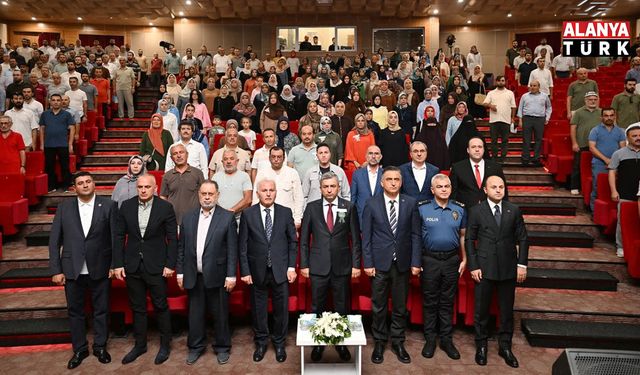 ANTALYA’DA MEVLİD-İ NEBİ HAFTASI PROGRAMI DÜZENLENDİ