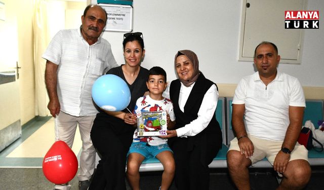Aksu Belediyesi'nden çocuklara sünnet hizmeti