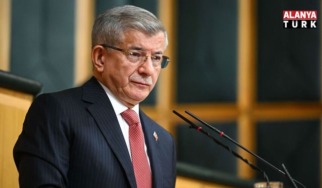 Davutoğlu’na Cumhurbaşkanı’na hakaret soruşturması