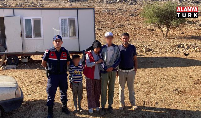 Antalya’da 4 gündür kayıp olarak aranan 17 yaşındaki genci jandarma buldu