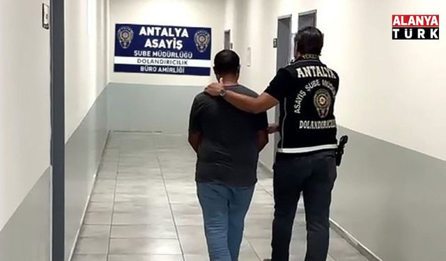 Kendisini MİT görevlisi olarak tanıtan dolandırıcı suçüstü yakalandı