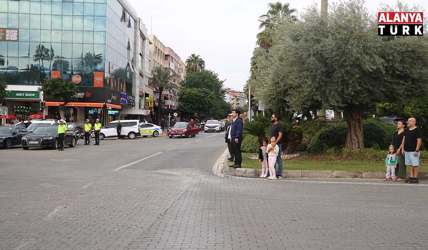 Alanya’da 10 Kasım’da hayat durdu