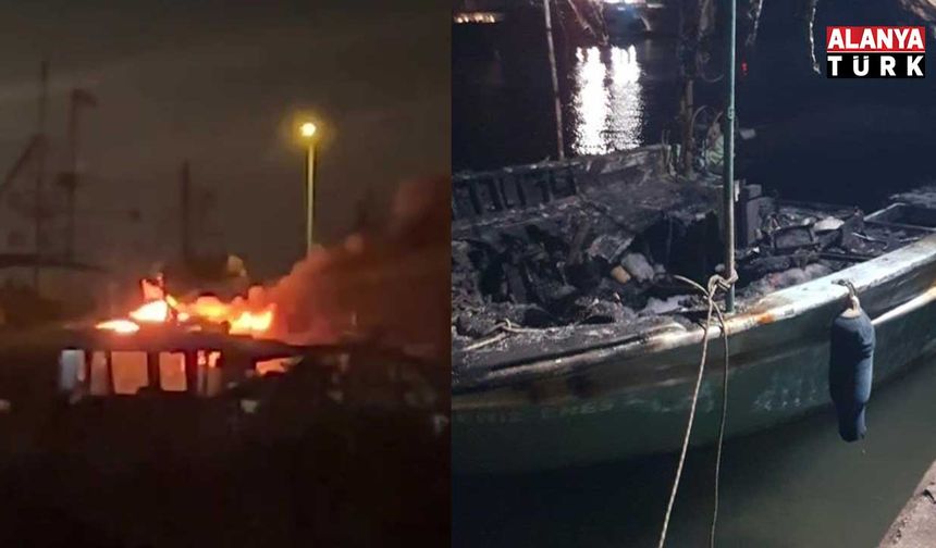 Düşen yıldırım 3 tekneyi küle çevirdi