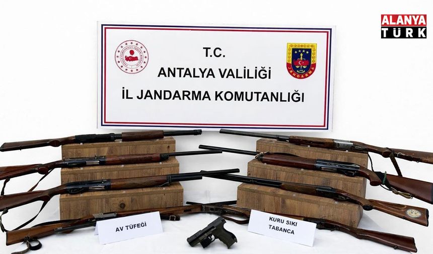 Jandarma'dan ruhsatsız silah operasyonu