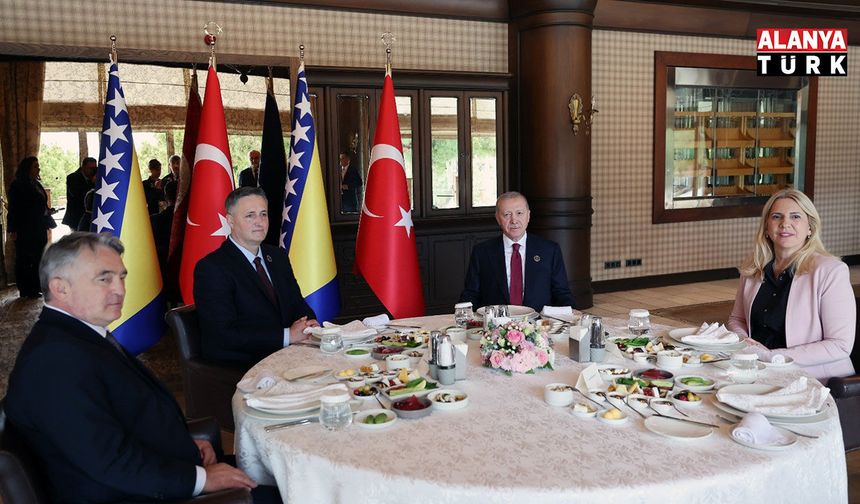 Cumhurbaşkanı Erdoğan, Bosna Hersek heyeti ile görüştü