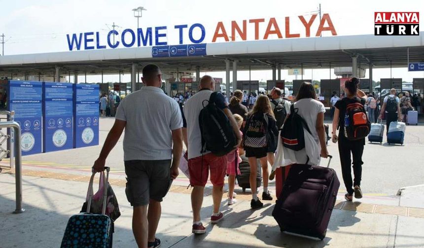 Antalya turizmde de bayramı yaşadı