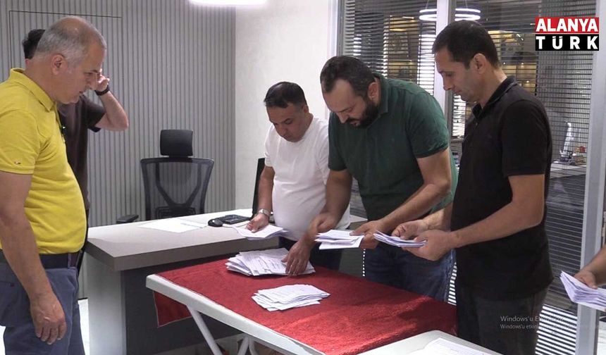 Taksiciler dijital aplikasyona “hayır” dedi
