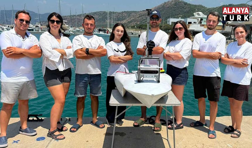 ALKÜ’lü gençlerden çifte başarı