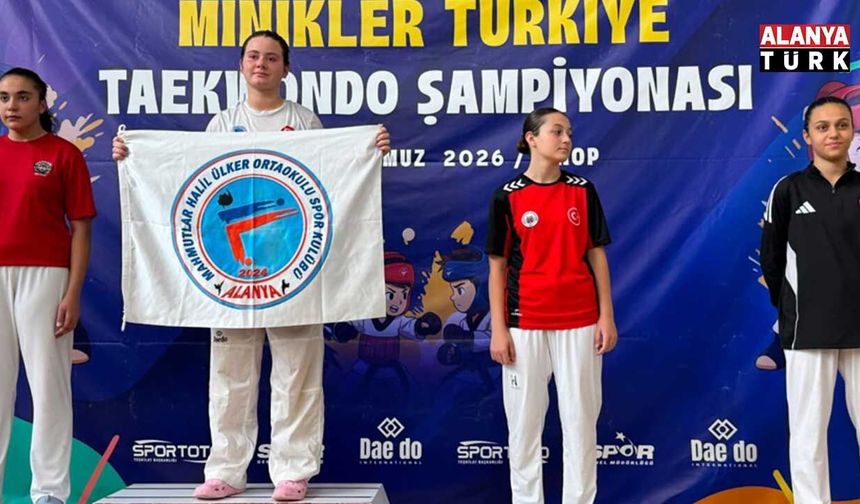 Türkiye'nin minik şampiyonu Alanya'dan