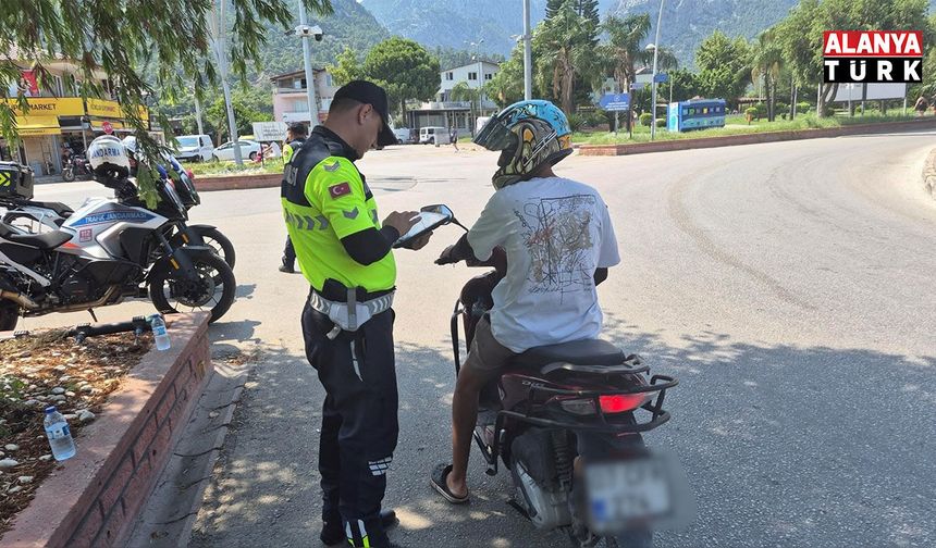 Antalya’da 4 Bin 150 Motosiklet Sürücüsüne Denetim