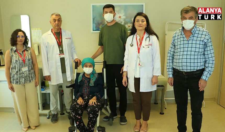 Yıllar önce bir hastaya can olur diye yaptığı bağış annesinin hayatını kurtardı