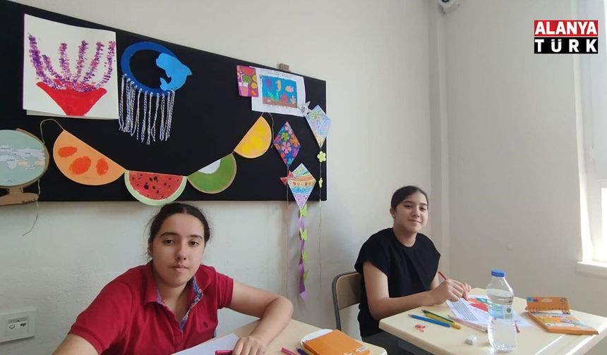 Kemer’de özel bireyler Mola Evi’nde sosyalleşiyor