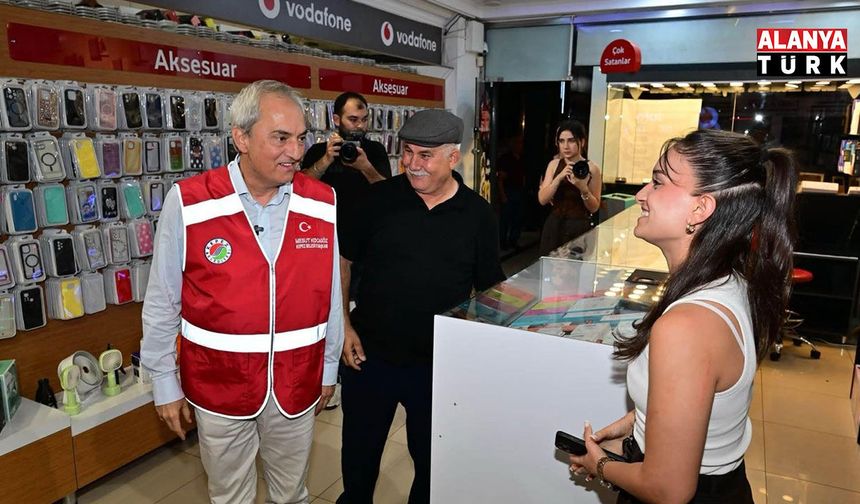 Kepez'in dört bir yanında "Temizlik Kirletmemektir" kampanyası