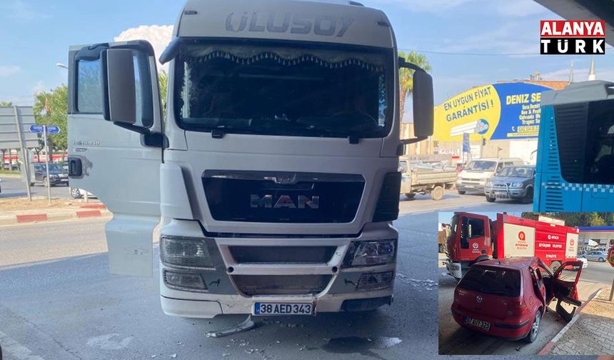 Aksu’da otomobil ile tır çarpıştı