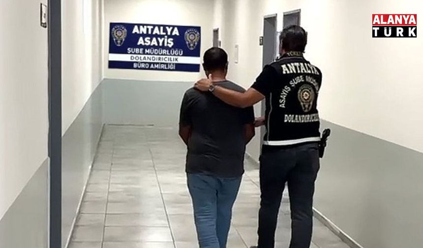 Kendisini MİT görevlisi olarak tanıtan dolandırıcı suçüstü yakalandı