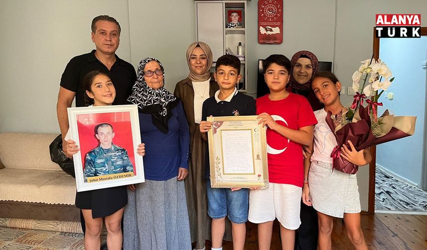 MHP ALANYA’DAN ŞEHİT AİLELERİNE ANLAMLI ZİYARET