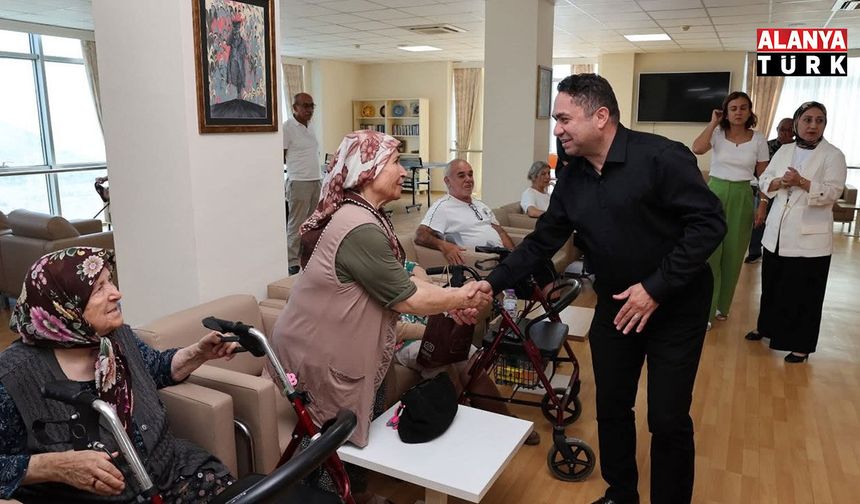 Rektör Türkdoğan’dan huzurevi ziyareti